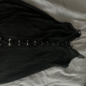 Super cute body on dress with tie up front